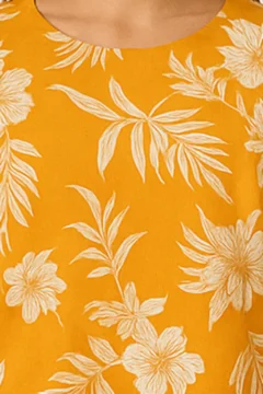 Floral & Leaf Print Top & Shorts Set in Light Orange - Rayon - Image 3