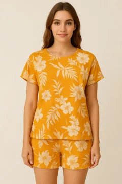 Floral & Leaf Print Top & Shorts Set in Light Orange - Rayon